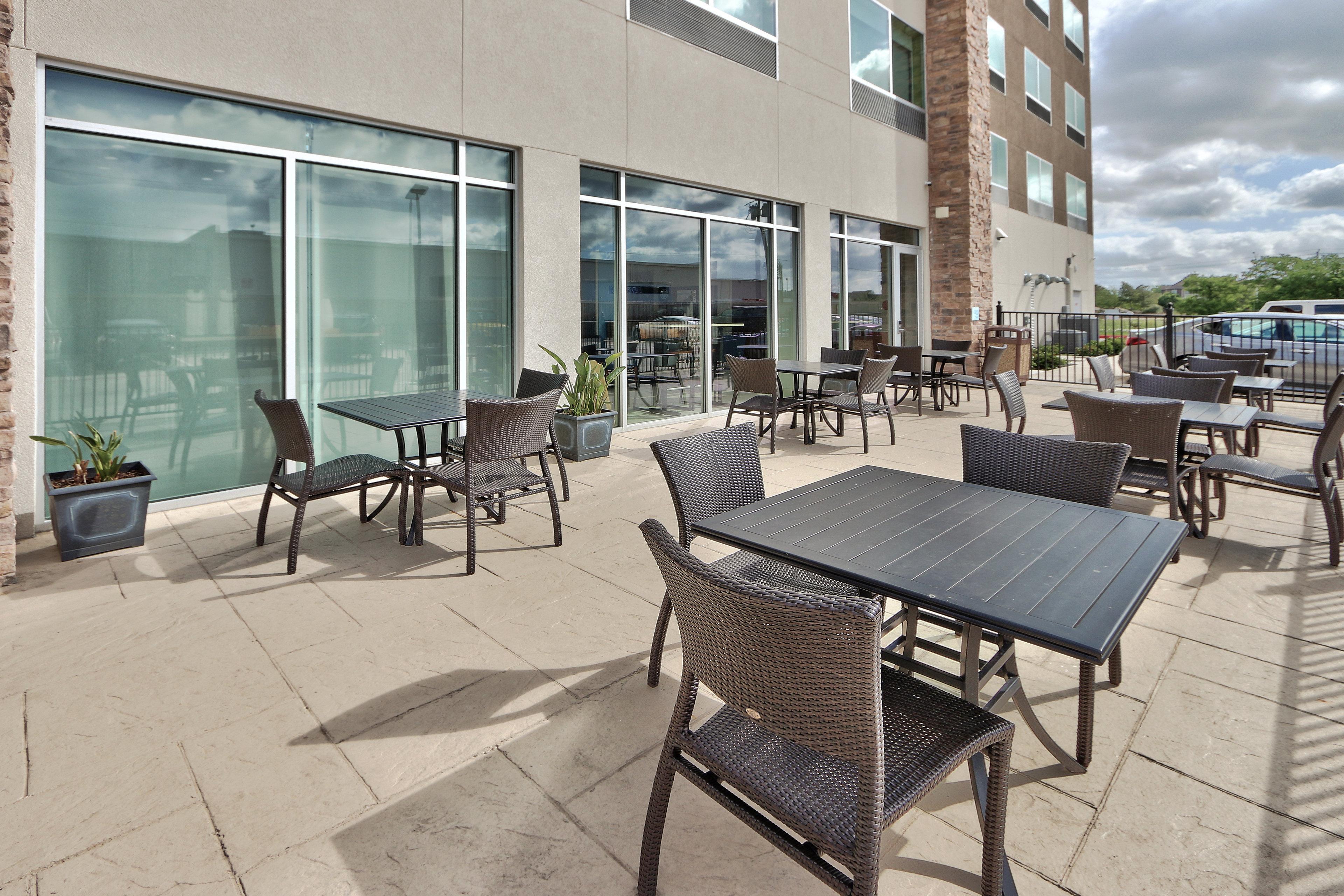 Holiday Inn Express & Suites - Houston East - Beltway 8 By Ihg Cloverleaf Exteriör bild