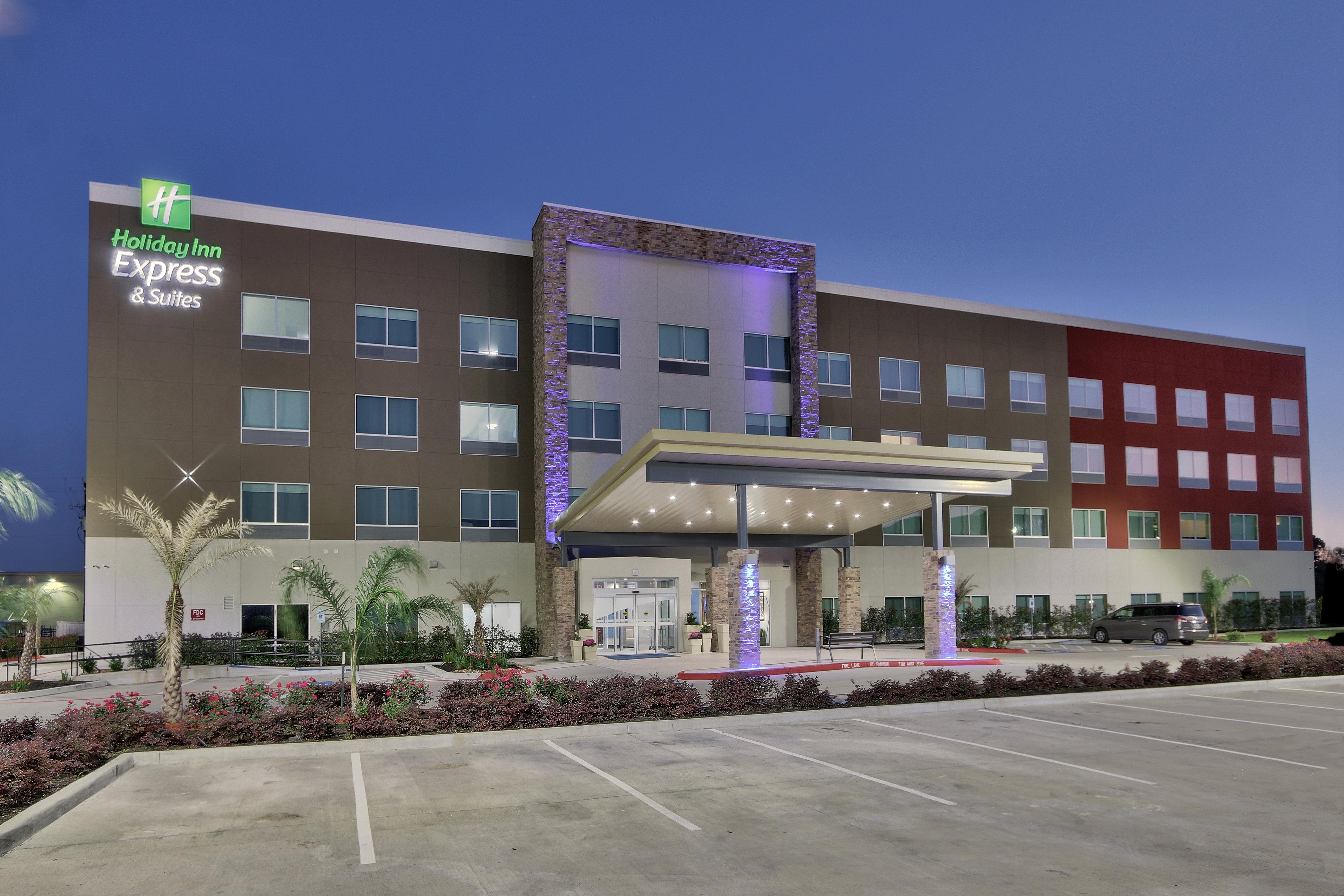 Holiday Inn Express & Suites - Houston East - Beltway 8 By Ihg Cloverleaf Exteriör bild